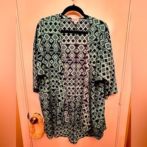 Large Lularoe Lindsay